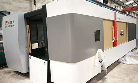 3KW оптоволоконная лазерная станок продали Индонезийским